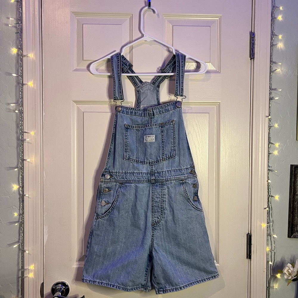 Levi’s Denim Shortalls Size Small